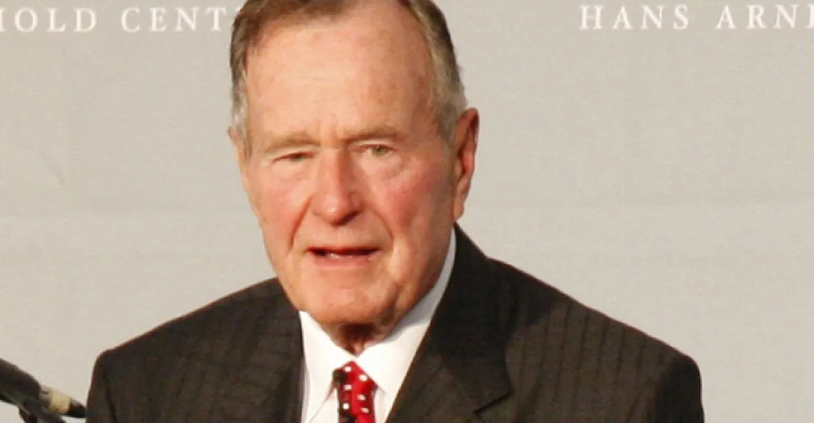 Bývalý americký prezident George Bush starší byl opět hospitalizován
