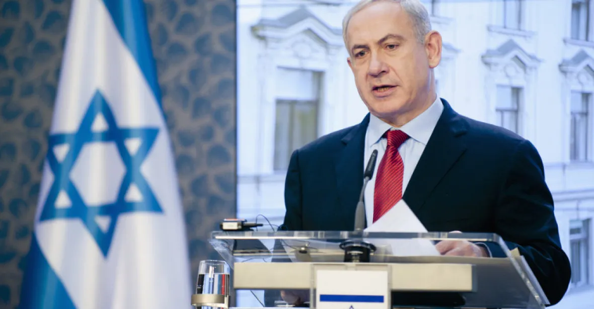Netanjahu pošle Palestincům méně peněz. Chce zaplatit škody způsobené protesty