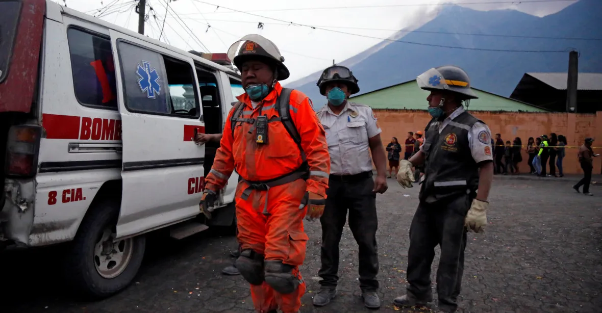 Výbuch sopky Fuego má na svědomí už 69 obětí