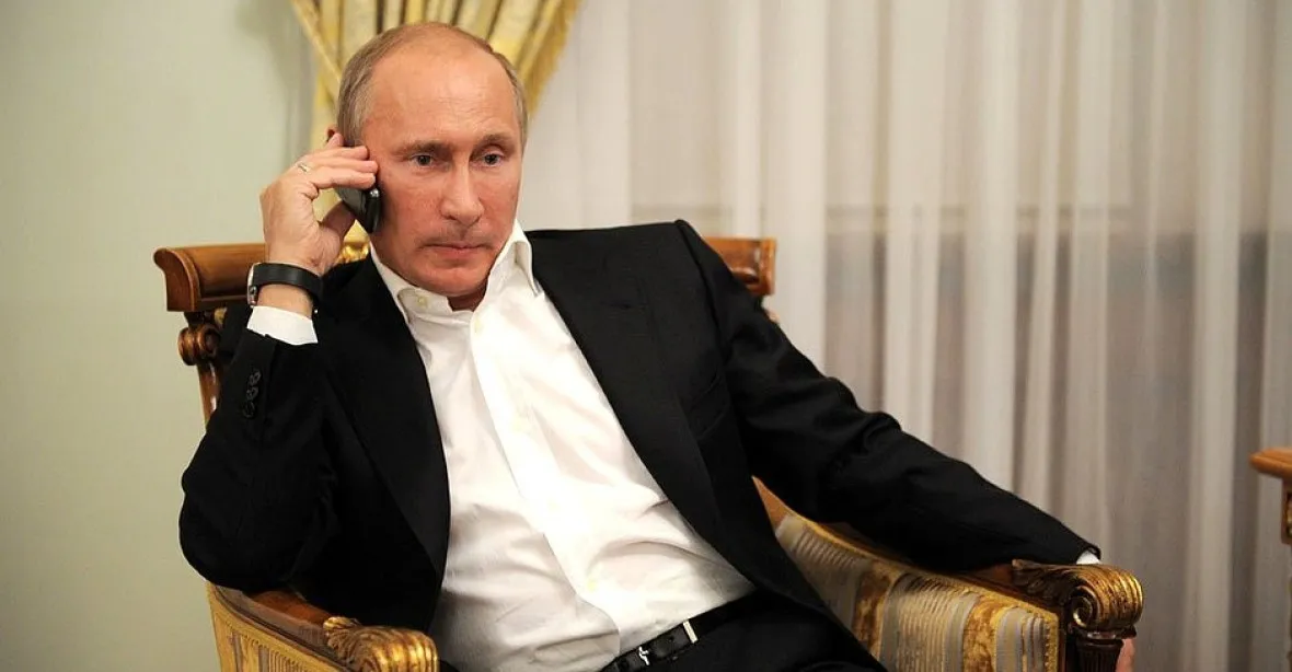 Putin volal po prohraném zápase ruským fotbalistům