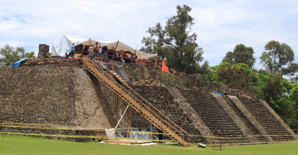 Zničující zemětřesení odhalilo tajný aztécký chrám