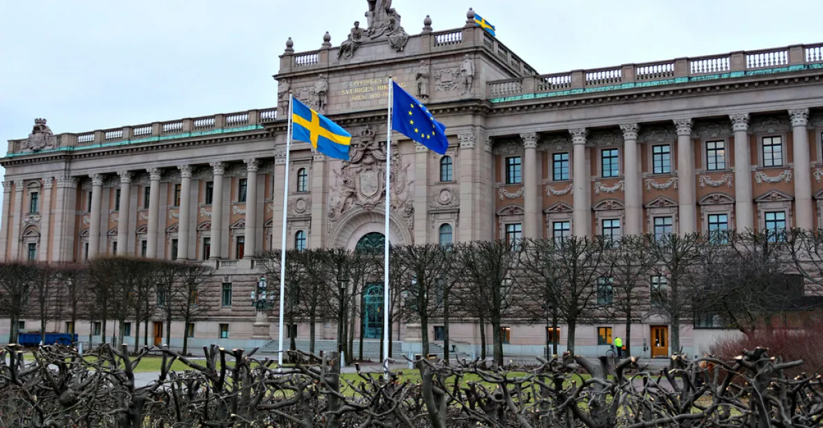 Ve Švédsku sílí protiimigrační strana. Může vyhrát parlamentní volby