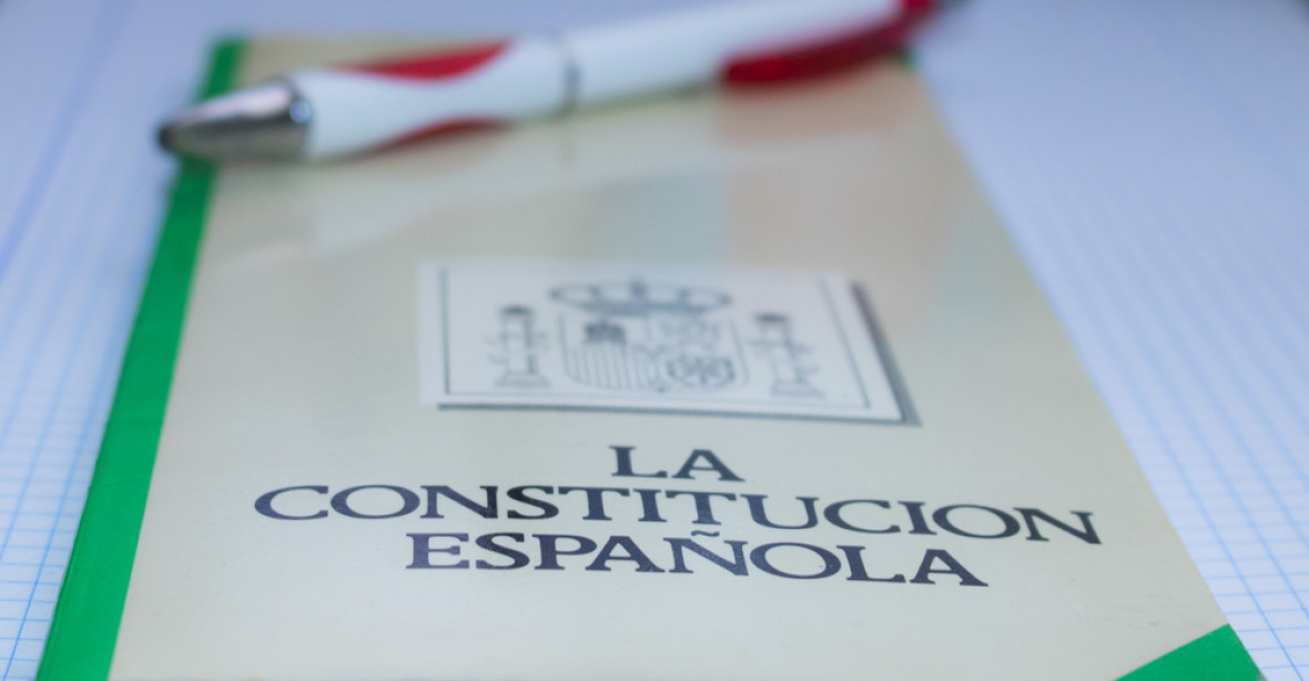 Španělská ministryně navrhuje přepsat ústavu, je prý maskulinní