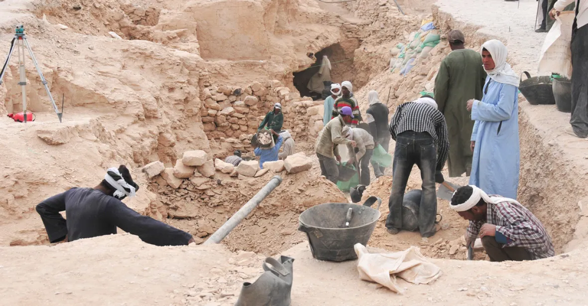 V Egyptě byla objevena 4000 let stará keramická dílna