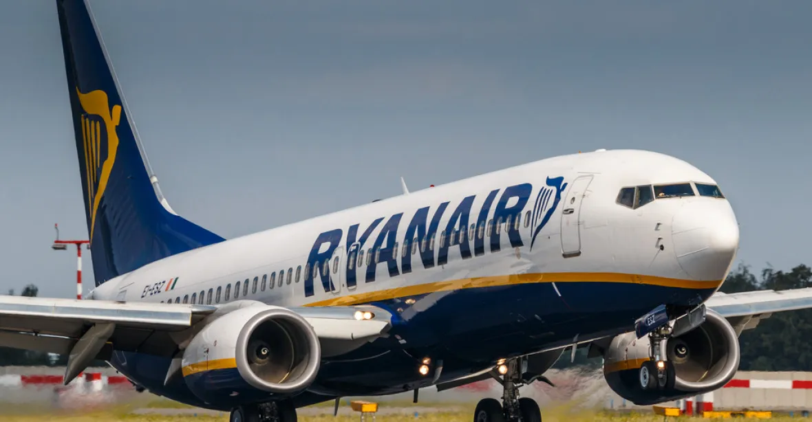 Krize aerolinky. Ryanair stahuje pětinu letadel, v ohrožení je stovka pilotů