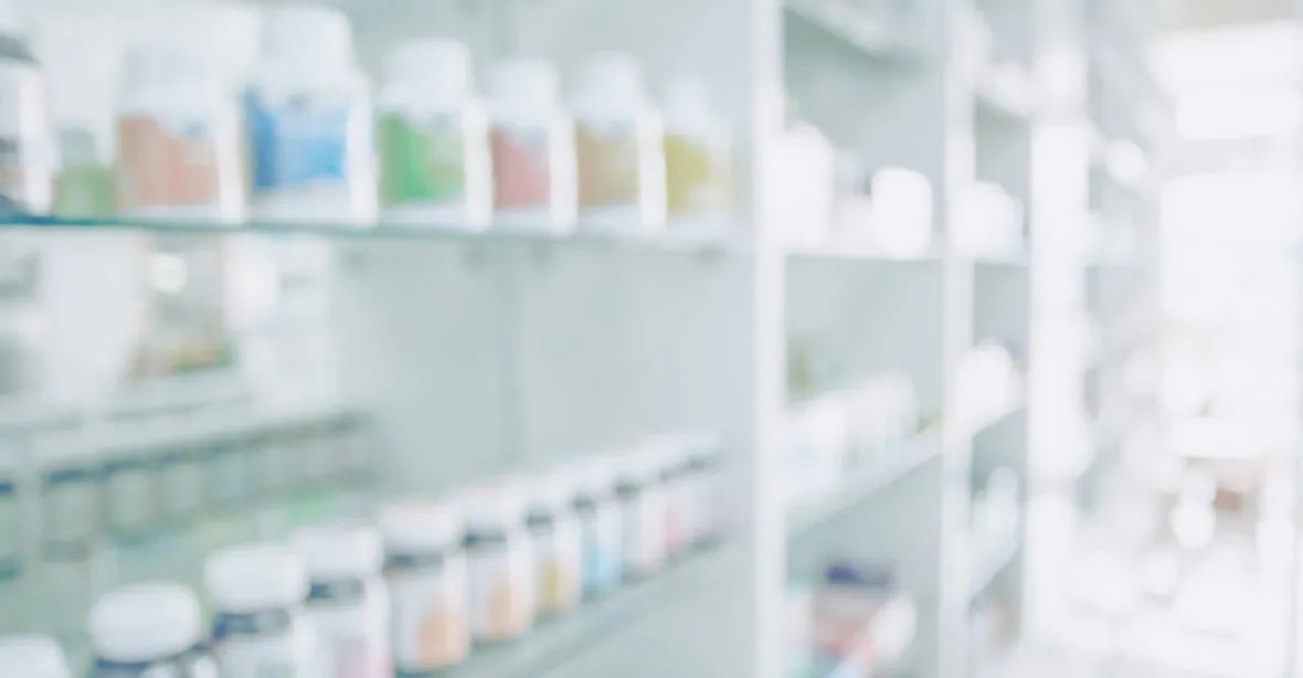 V červenci chybělo v lékárnách 170 druhů léčiv včetně léků na akutní průjem
