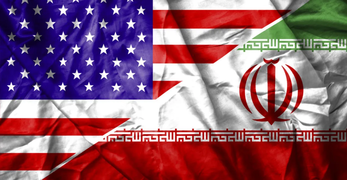 Napětí roste. Íránský ministr zahraničí Zaríf vyloučil rozhovory s USA