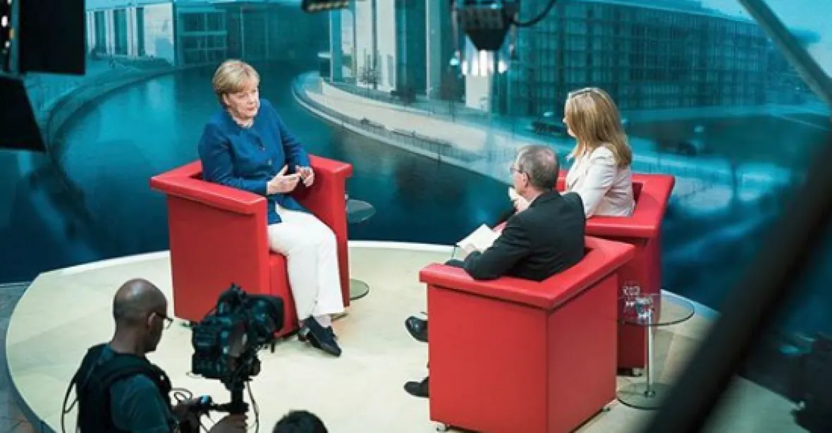 Merkelová odmítla „změnu dráhy“ migrantů. Jen práce a začlenění neopravňují zůstat