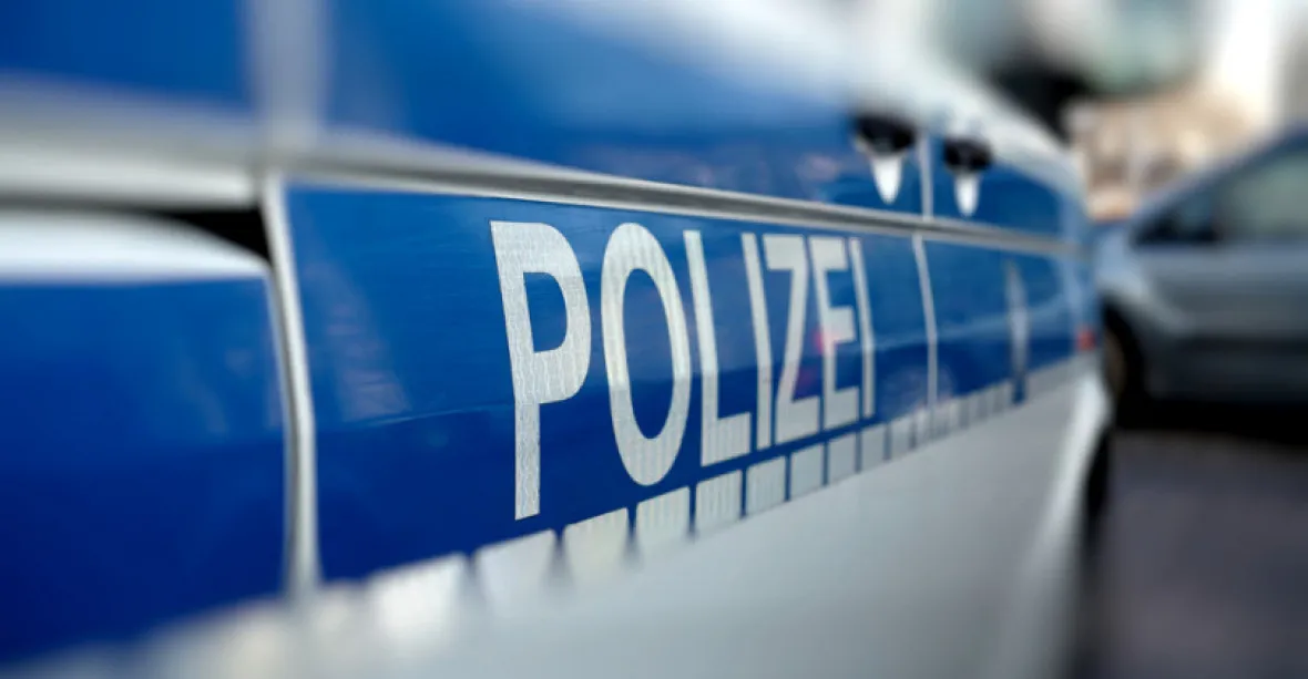 Německá policie registruje další případy útoků na přistěhovalce