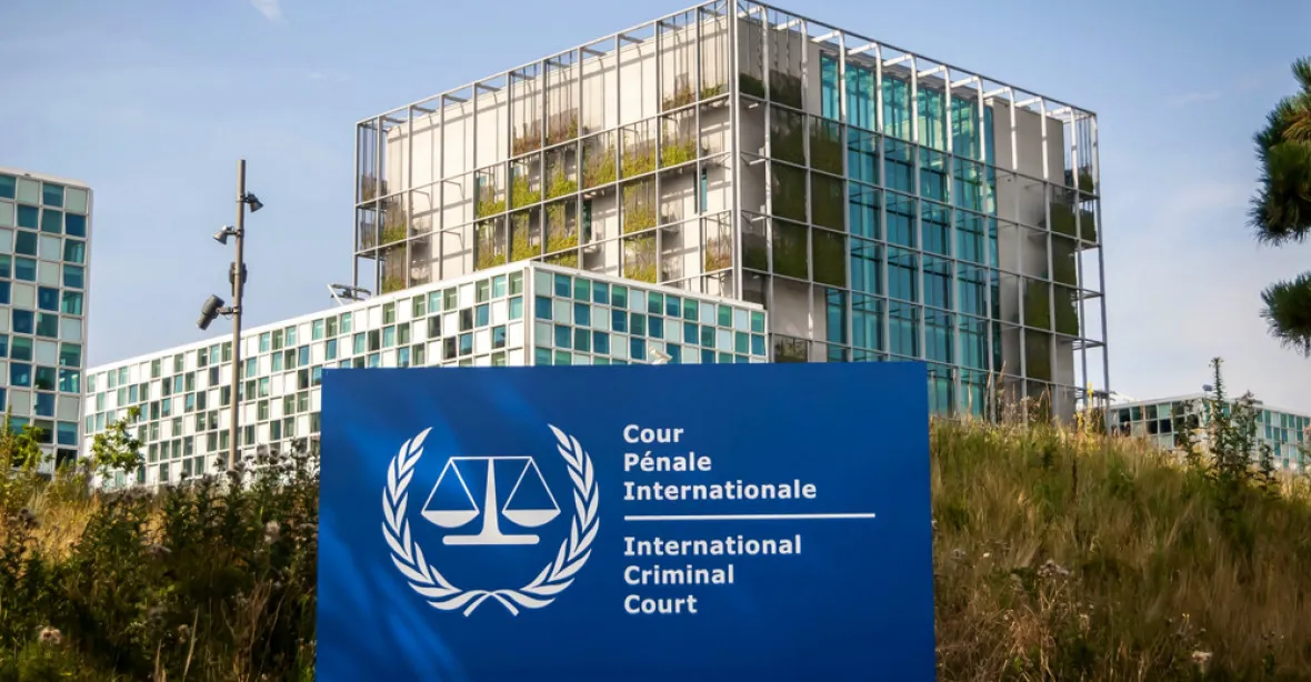 Trestní soud v Haagu je nelegitimní a nebezpečný, říká Trumpův poradce