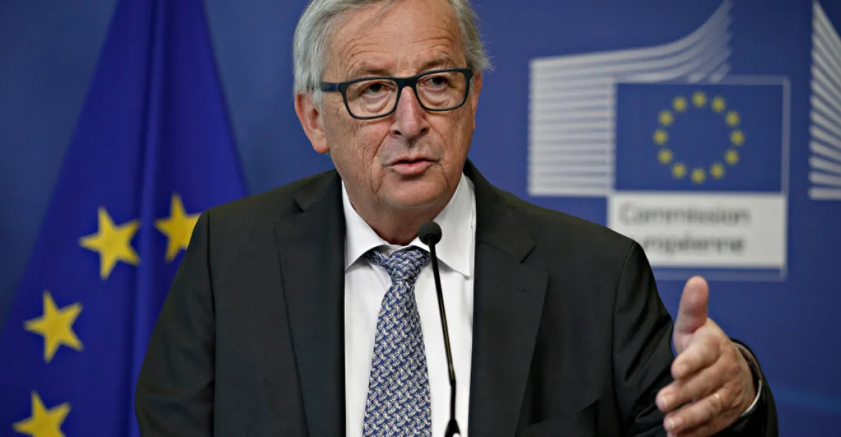 Juncker chce, aby firmy mazaly teroristickou propagandu do hodiny