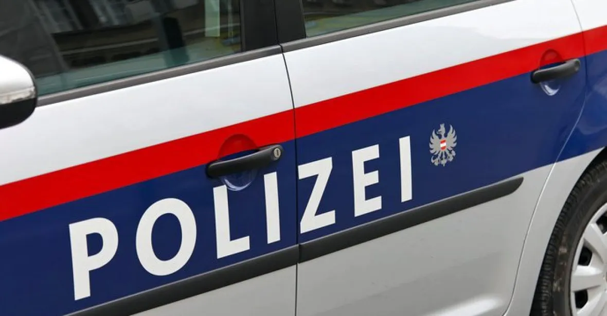 „Omezte styky s kritickými novináři,“ vybízí vnitro rakouskou policii