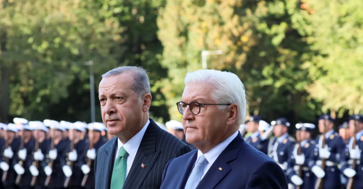 Kontroverzní návštěva v Německu: Erdogan otevře v Kolíně velkou mešitu
