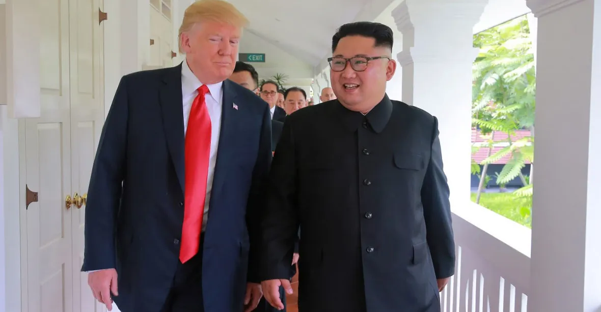 Zamilovali jsme si jeden druhého, řekl Trump o vztahu s Kimem. Ten mu píše krásné dopisy