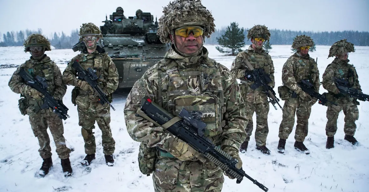 Ruská hrozba. Britové plánují vyslat 800 vojáků do Norska, vybudují základnu