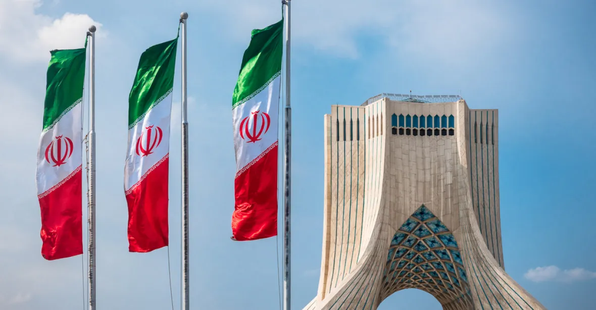 Mezinárodní soud v Haagu nařídil USA zrušit část sankcí proti Íránu
