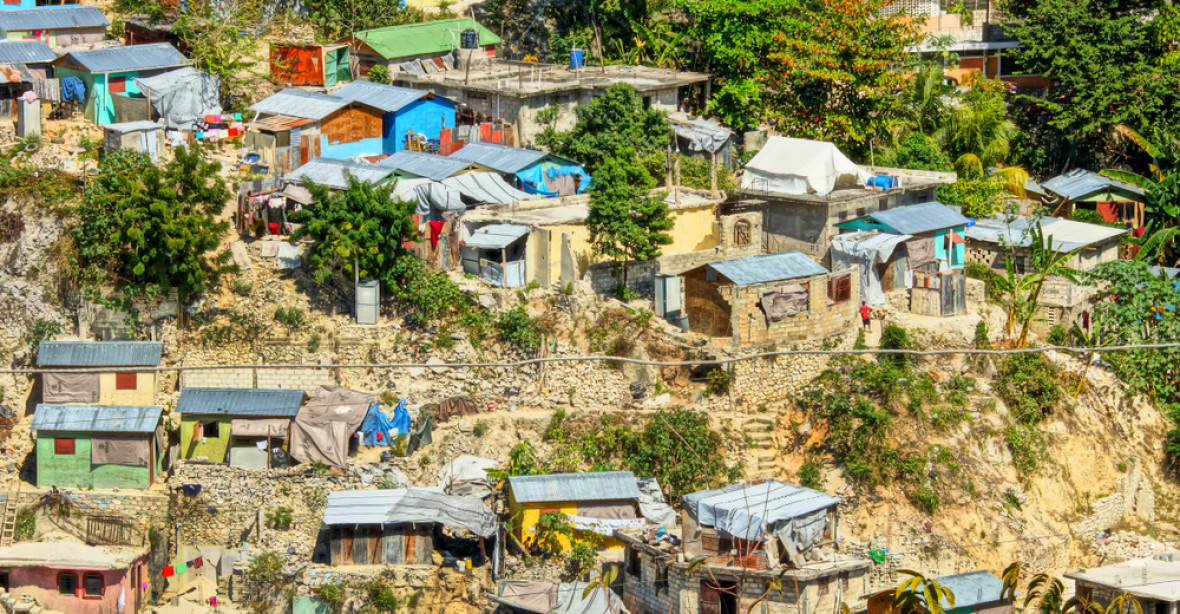 Haiti zasáhlo silné zemětřesení, zemřela víc jak desítka lidí