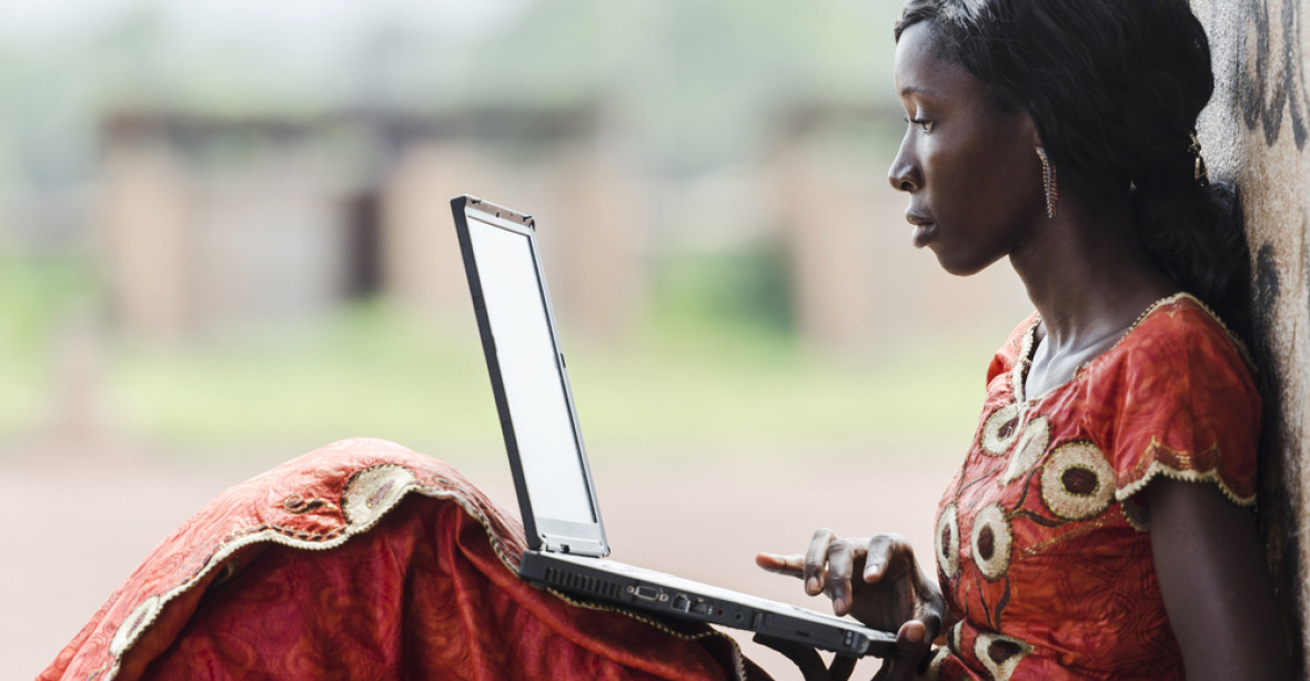 Internet jako spása pro Afriku? Má pozitivní vliv na vzdělání i morálku, tvrdí nový výzkum