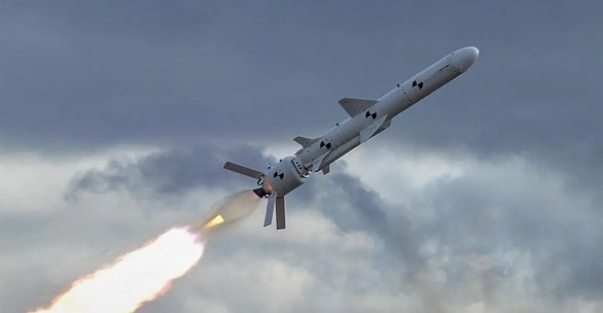 Ruské rakety porušují odzbrojovací smlouvu, míní šéf NATO. Chce podrobnosti