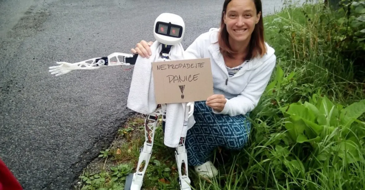 Robot Matylda stopuje do Pelhřimova s vlastním ručníkem a autosedačkou