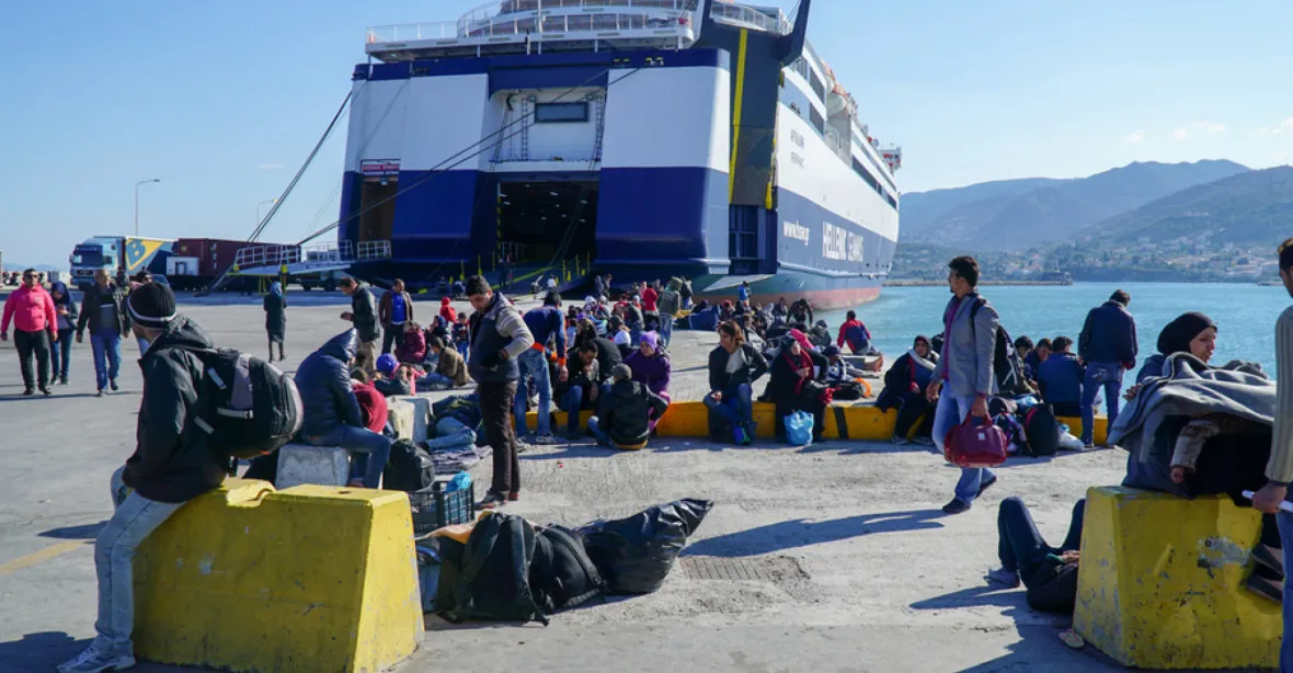 Do Evropy letos přes Středozemí připlulo přes 100.000 migrantů