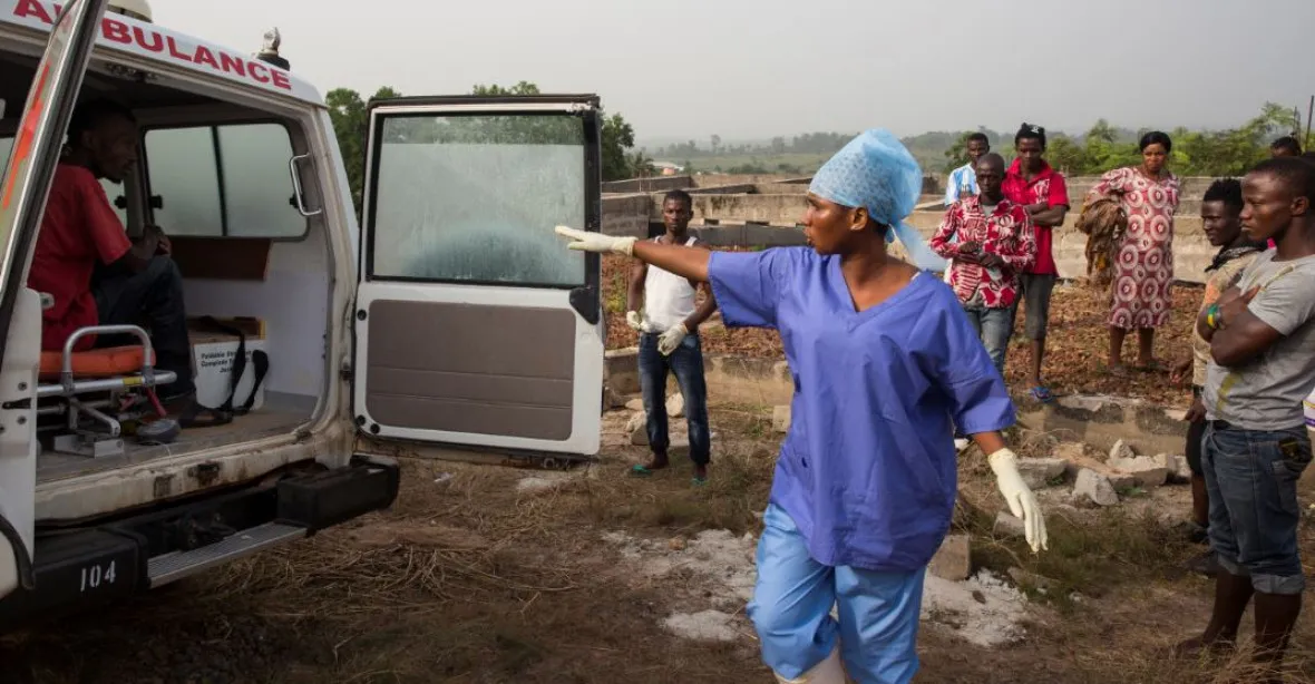 Ebola v Kongu se šíří do měst, lékaři se bojí nedostatku vakcín. Situaci komplikují povstalci