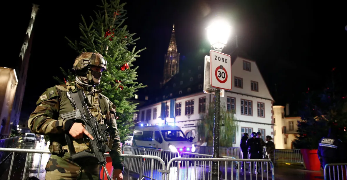 Přímo u střelby ve Štrasburku byl i český občan. Vyvázl bez zranění