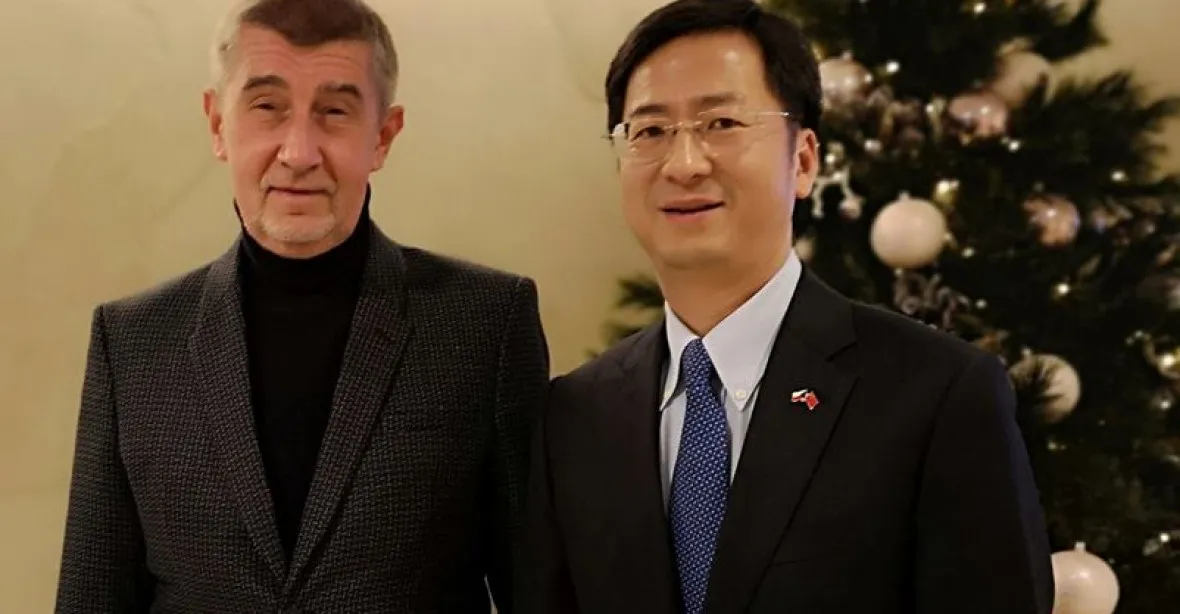 Babiš se sešel s velvyslancem Číny. Prý zdůraznil, že varování NÚKIB k Huawei není stanoviskem vlády