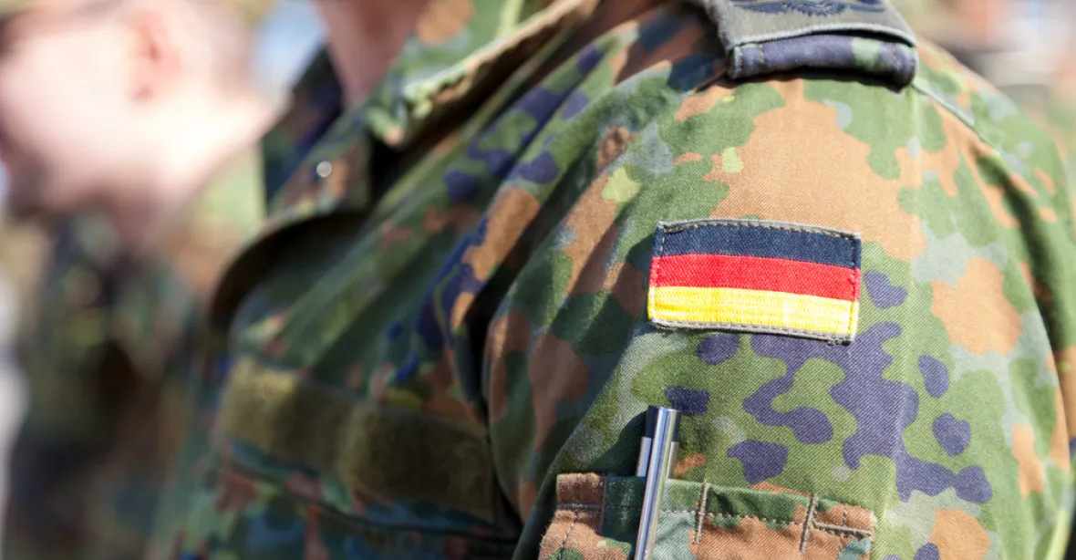 Budou Češi sloužit v Bundeswehru? Německá armáda vyjednává o rekrutech z EU