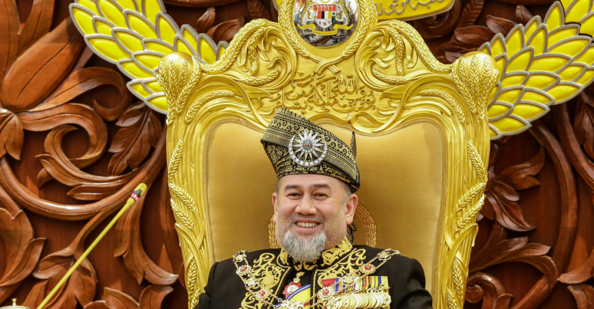 Malajsijský sultán ve 49 letech náhle abdikoval