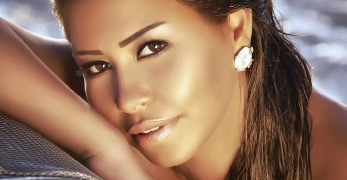 „Egypt si mě nezaslouží.“ Zpěvačka urazila stát v novoročním projevu
