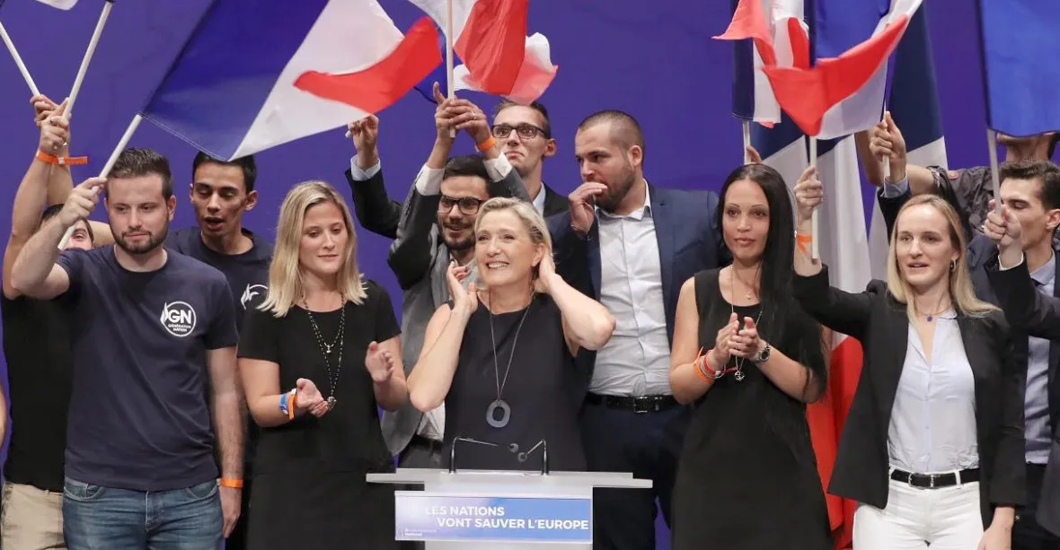 Nastává chvíle pro velkou změnu. Le Penová zahájila kampaň před eurovolbami kritikou Macrona