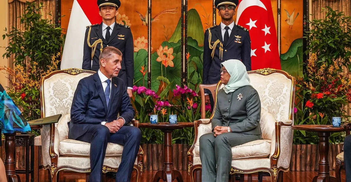 Babiš se sešel se singapurskou prezidentkou a premiérem