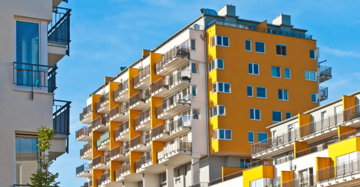 Bytová krize v Praze se stále prohlubuje. Loni zdražily nové byty téměř o 20 procent