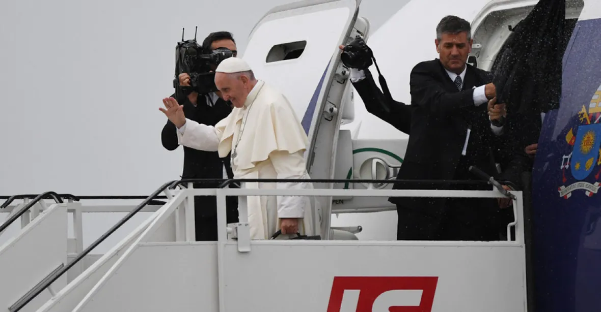 Papež míří poprvé na Arabský poloostrov, do emirátů. Většina křesťanů jsou tam asijští dělníci