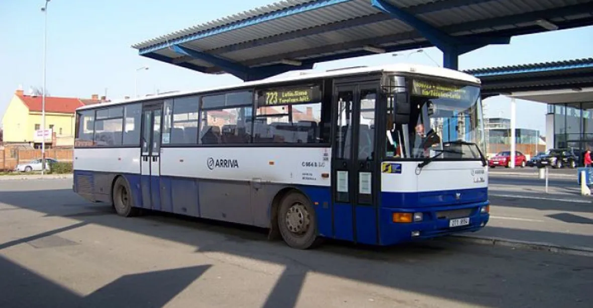 Hradecký kraj přišel o autobusové dopravce. Ke konci března vypověděli smlouvy