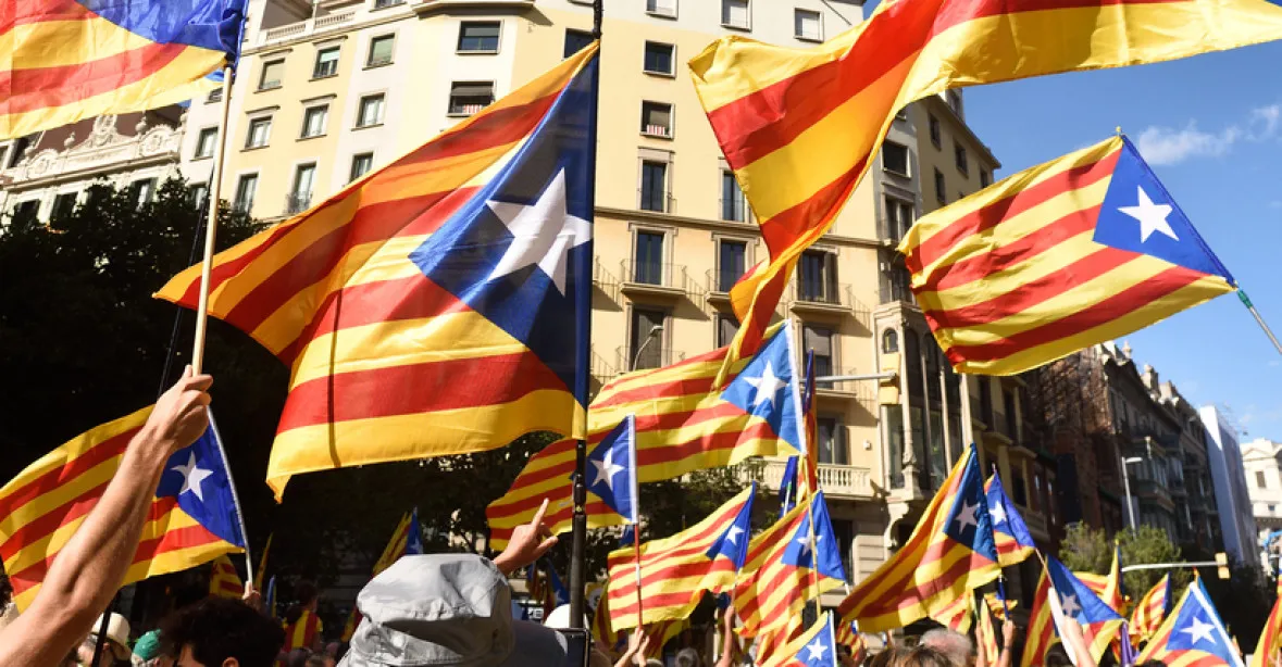 Začíná sledovaný „proces století“. Katalánští politici jsou za referendum o nezávislosti obžalováni ze vzpoury