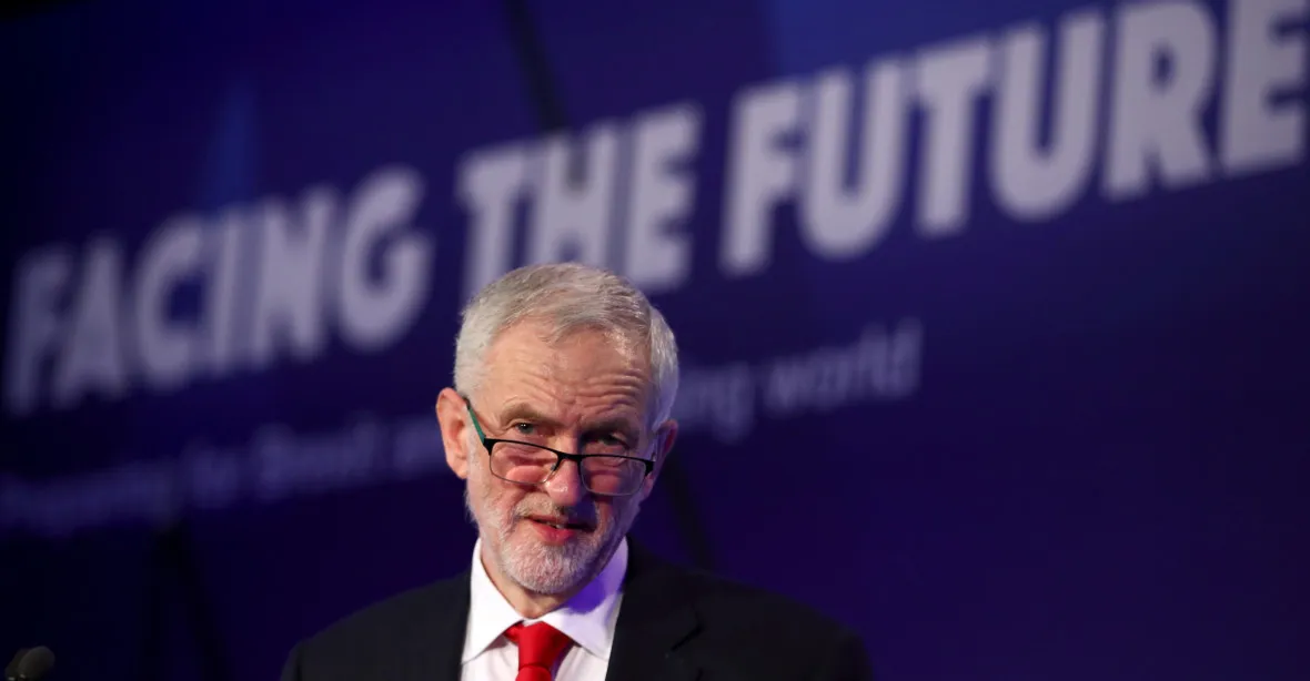 „Před Corbynem antisemitismus prostě neexistoval.“ Labouristé čelí masivnímu odchodu svých členů