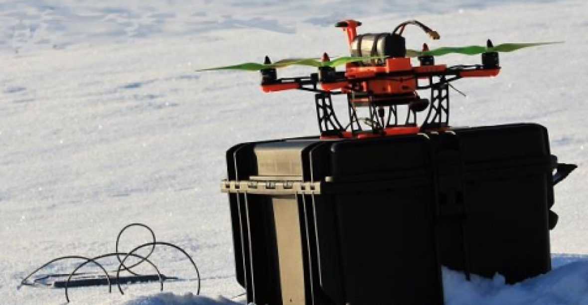 Český dron pomáhá horské službě. Rychle a bezpečně vyhledává oběti laviny