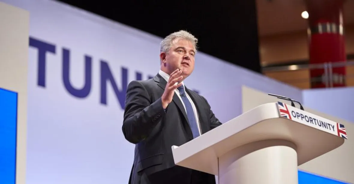 Šéf konzervativců se bouří proti návrhu EU, ohrožuje jednotu Británie