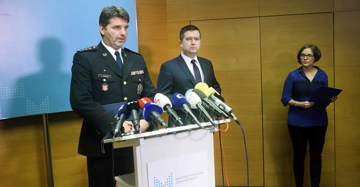 „Informace z Faltýnkovy kauzy neunikly od policie,“ tvrdí ministr Hamáček