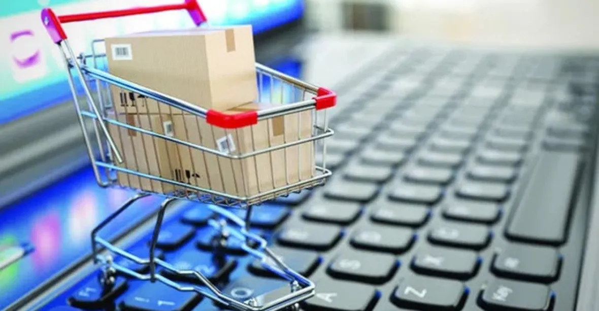Kdy nakupovat on-line? Obří průzkum vysledoval, kdy jsou ceny v e-shopech nejvýhodnější