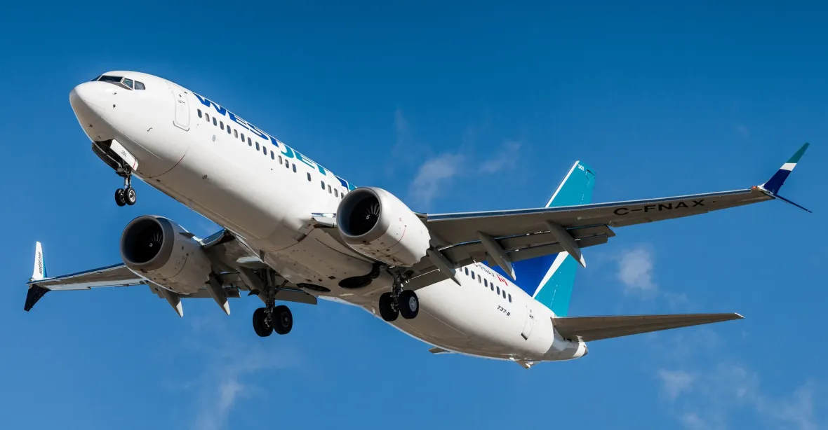 Firma Boeing doporučila odstavit veškerá letadla 737 MAX po celém světě