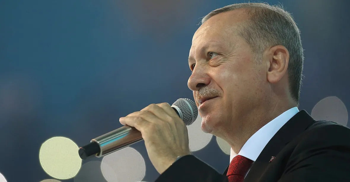 Erdogan pobouřil novozélandského ministra. Používá video z útoku na mešity v kampani na březnové volby