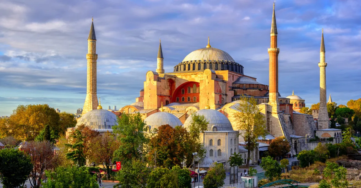 Erdogan provokuje křesťanský svět. Chrám Hagia Sofia by mohl být přeměněn na mešitu