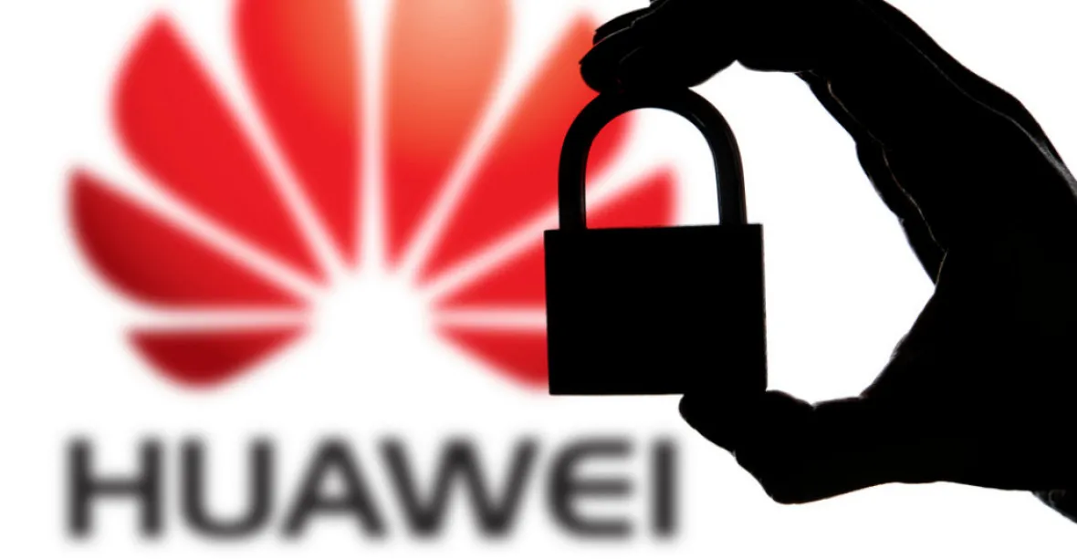 Americké ministerstvo zařadilo Huawei na černý seznam. Zavádění sítí 5G může zpomalit