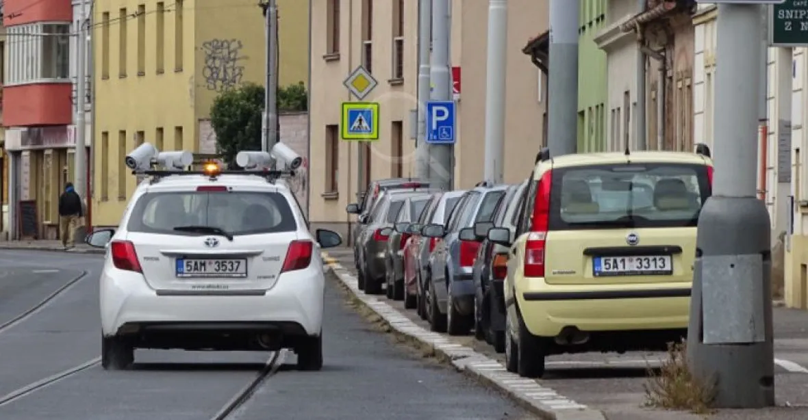 Pražské pokuty v utajení. Za parkování přišel trest po půl roce, a hned 17krát