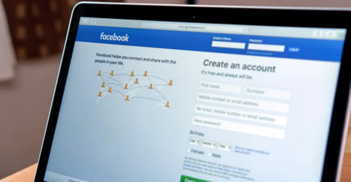 Nenávistné projevy na roveň terorismu. Facebook poskytne Francii data označených přispěvatelů