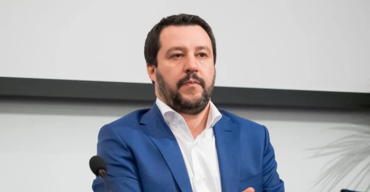 Salvini uzavřel největší italský uprchlický tábor