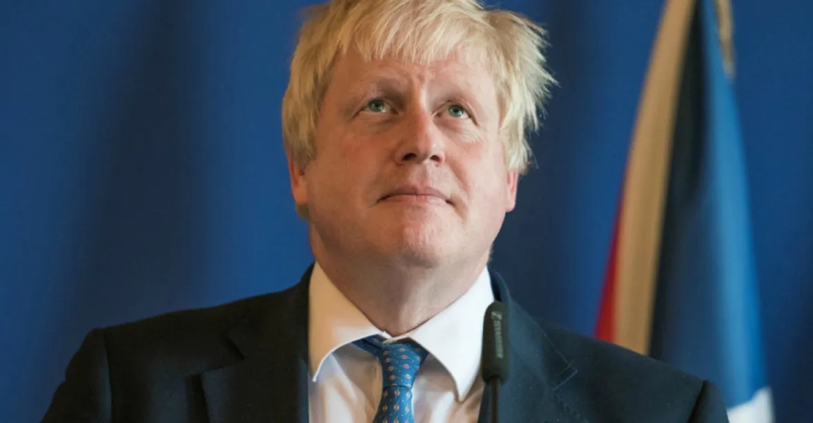 Londýn kontroly na irské hranici nikdy neobnoví, řekl premiér Johnson